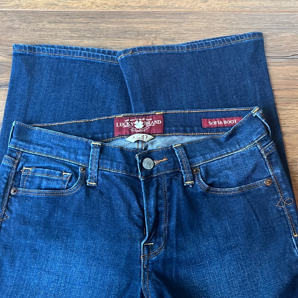 Lucky Brand jeans, ankle length - Picture 2 of 4
